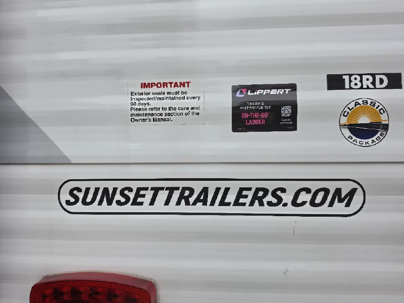 2023 SUNSET PARK RV SUN LITE 18RD