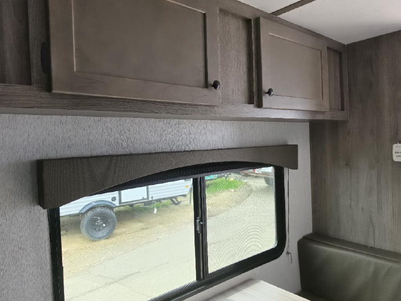 2023 SUNSET PARK RV SUN LITE 18RD