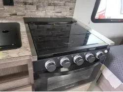 2023 SUNSET PARK RV SUN LITE 18RD