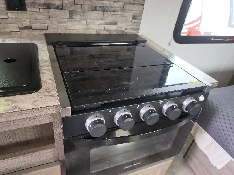 2023 SUNSET PARK RV SUN LITE 18RD