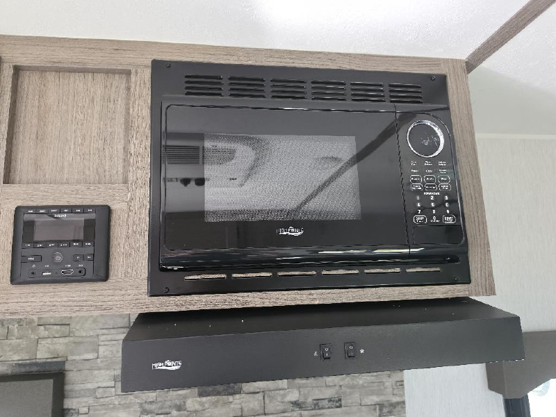 2023 SUNSET PARK RV SUN LITE 18RD