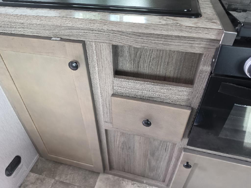 2023 SUNSET PARK RV SUN LITE 18RD