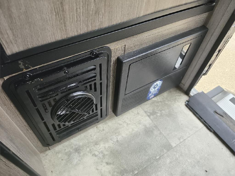 2023 SUNSET PARK RV SUN LITE 18RD