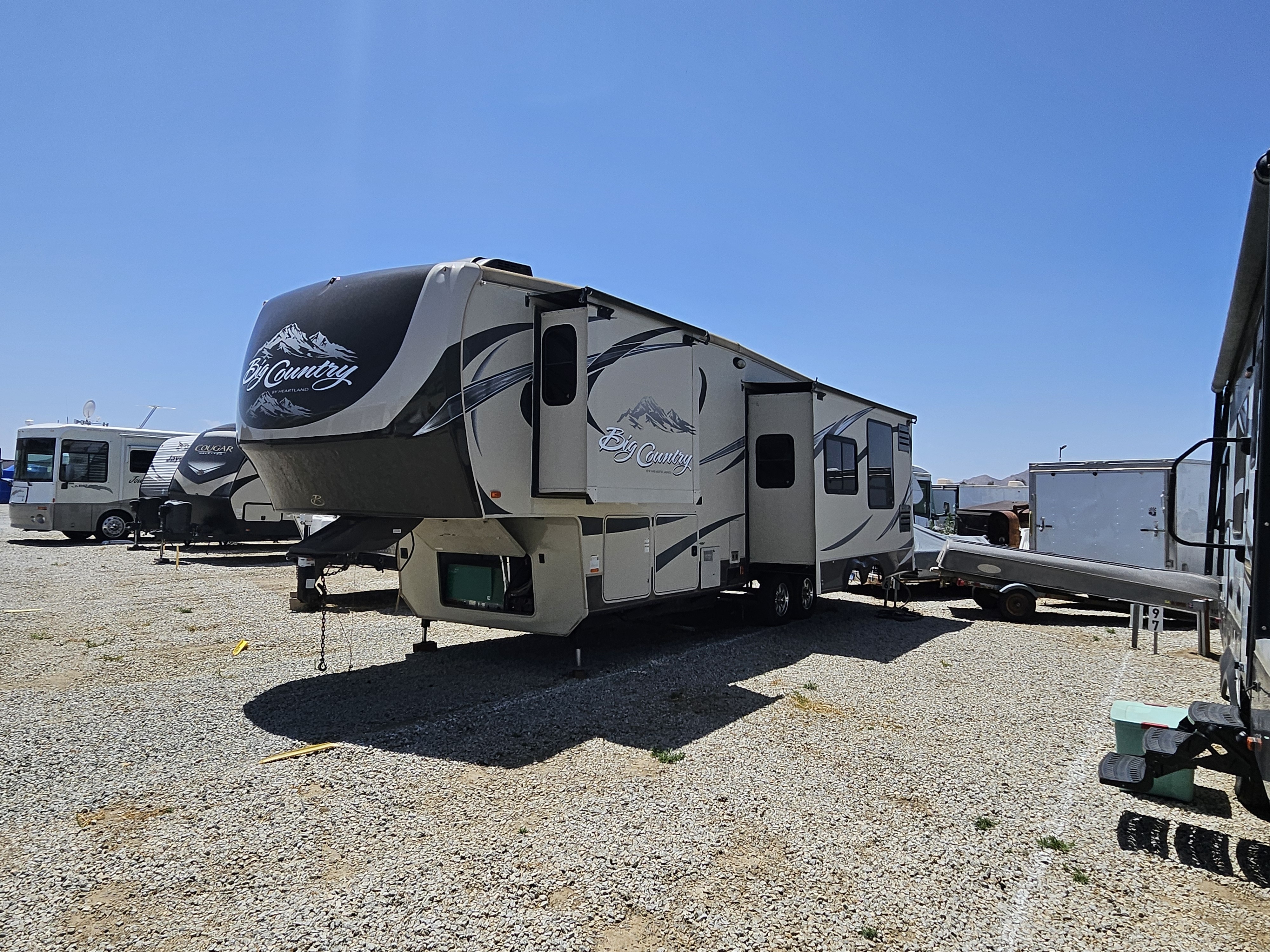 2015 Heartland BIG COUNTRY 328RLS RV