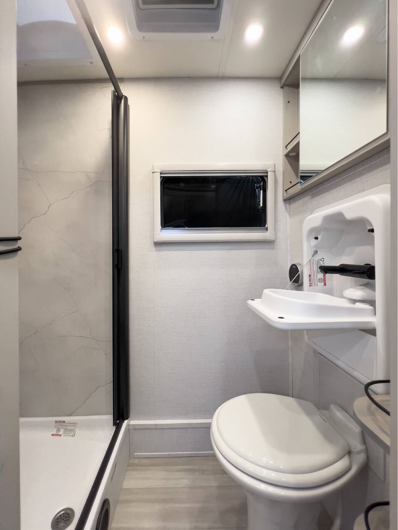 A photo of this 2025 Grand Design SERENOVA 160LG