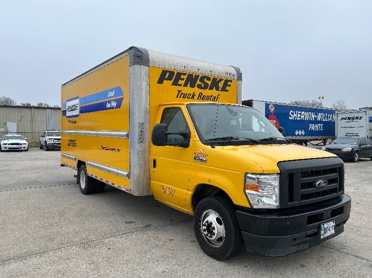 2022 FORD ECONOLINE in Lafayette, LA