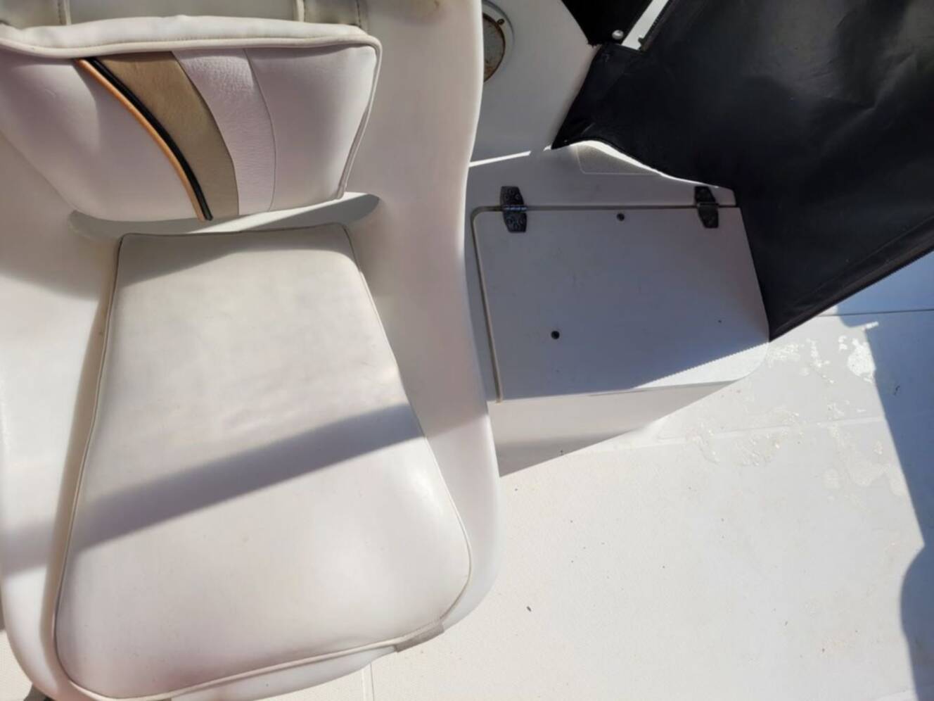 A photo of this 2003 Wellcraft 240 Coastal