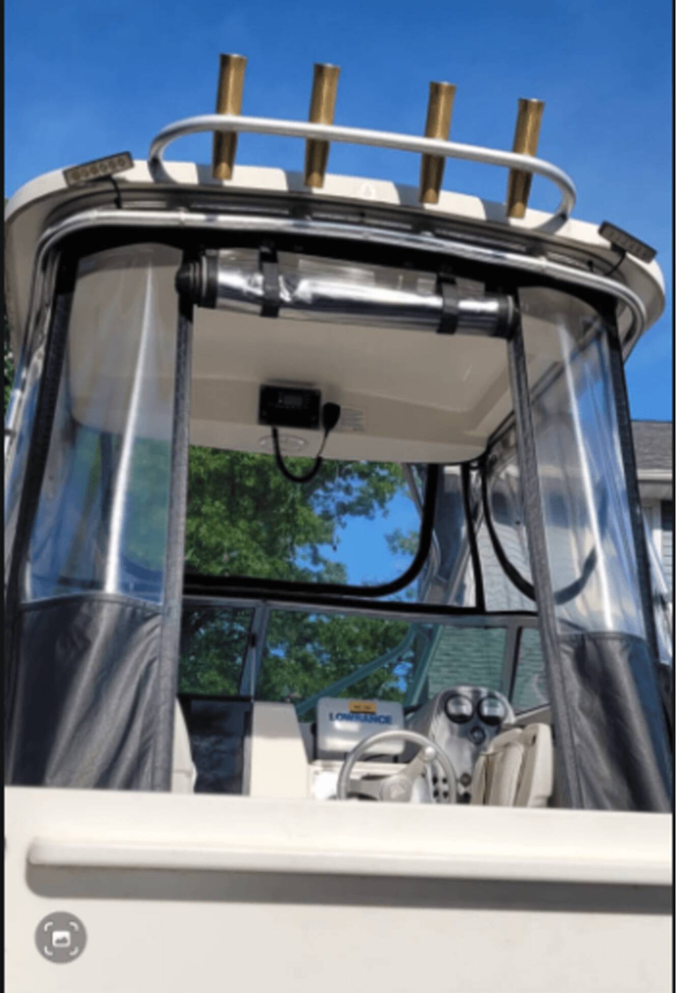 A photo of this 2003 Wellcraft 240 Coastal