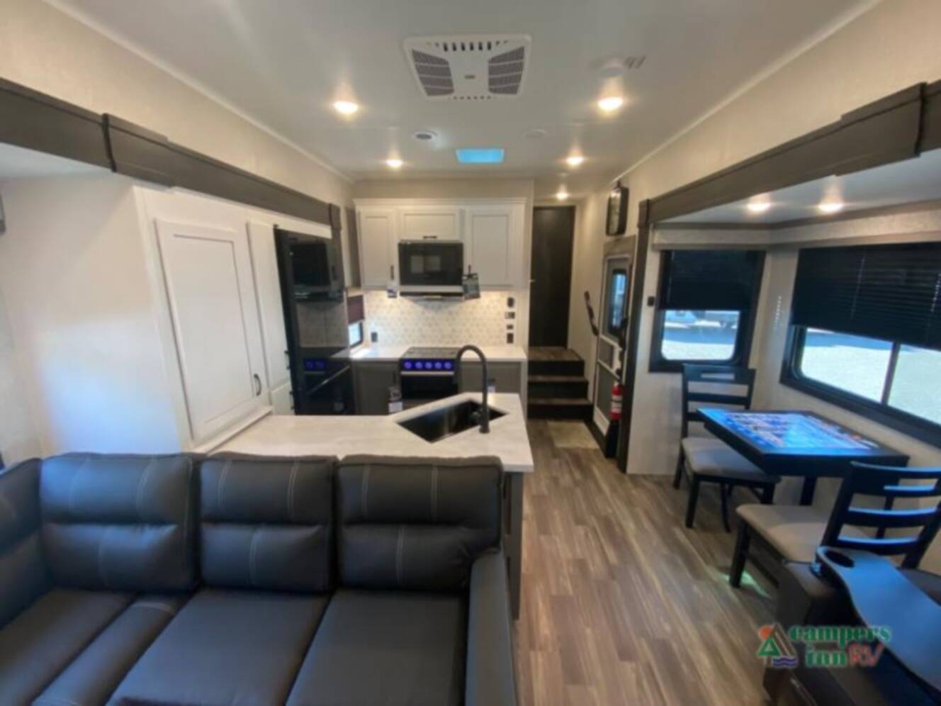 A photo of this 2026 Jayco Seismic 395
