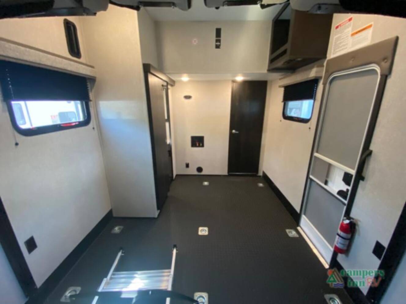A photo of this 2026 Jayco Seismic 395