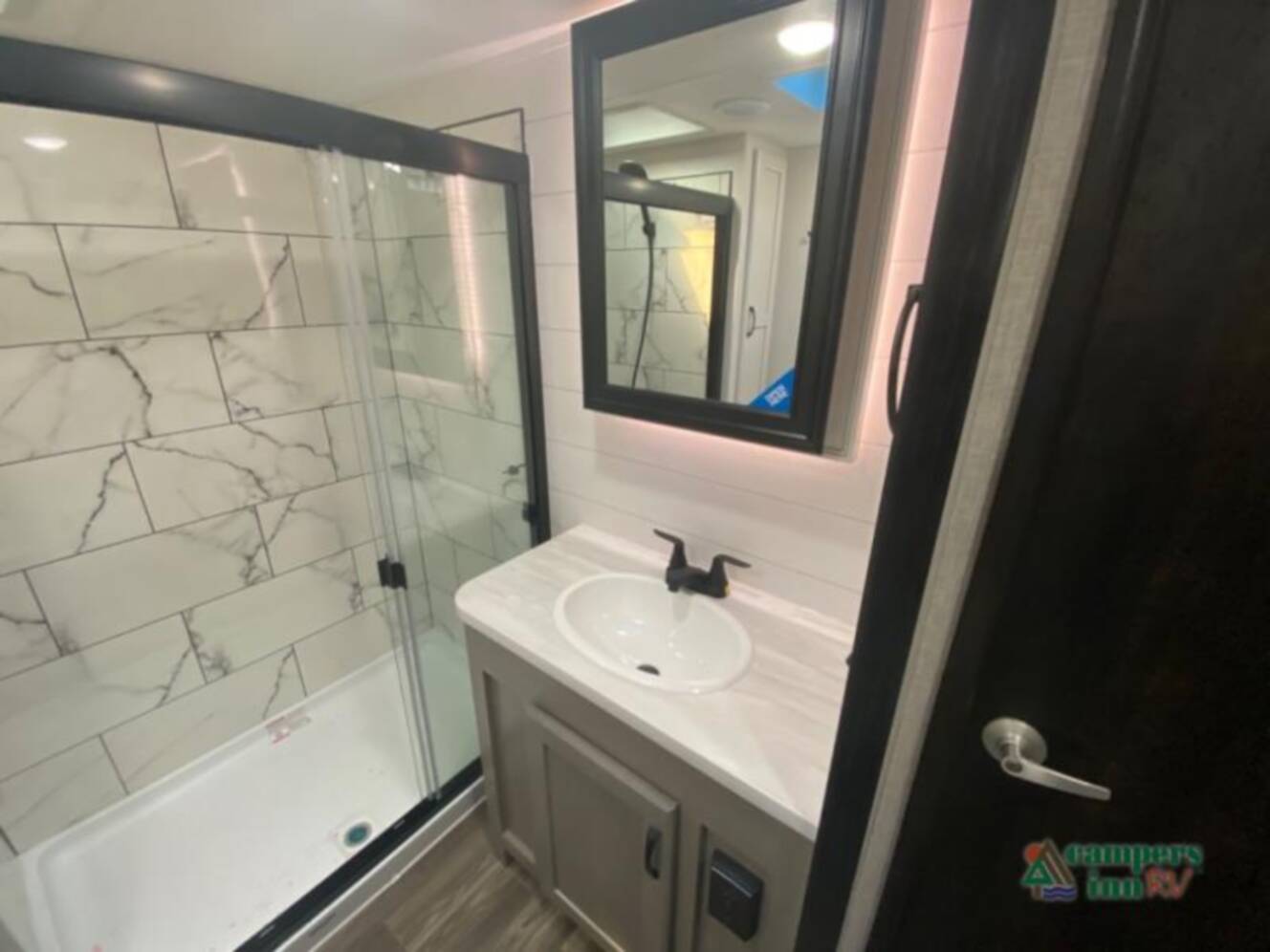 A photo of this 2026 Jayco Seismic 395