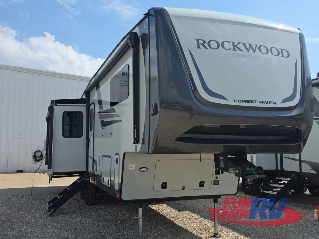 2026 Forest River Rv Rockwood Signature 361RLS in rockwall TX