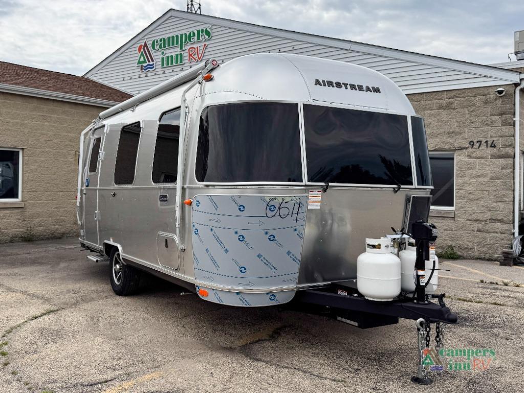 2027 Airstream Caravel 22FB in naperville IL