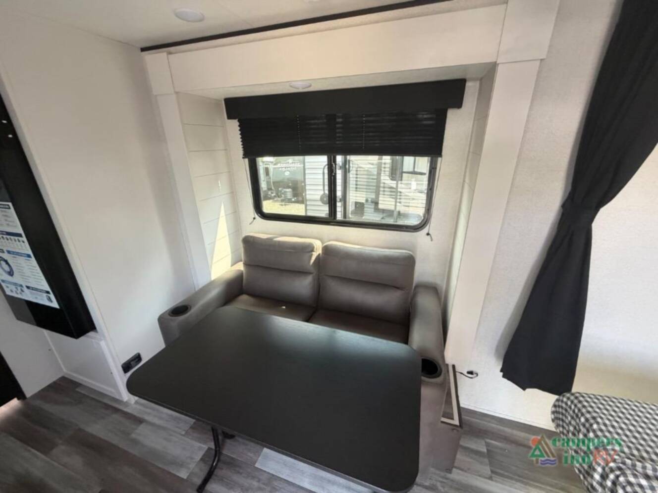 A photo of this 2026 Jayco Jay Flight SLX 180LK