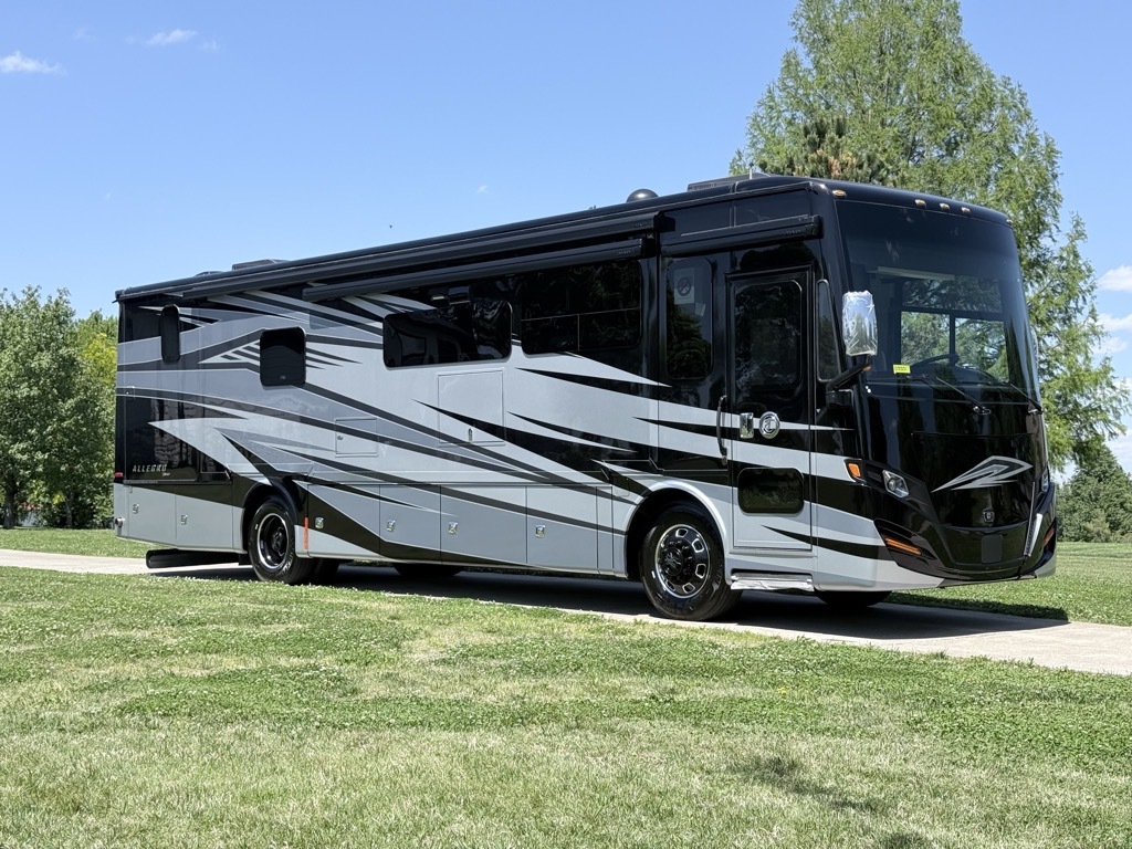 2026 Tiffin Motorhomes ALLEGRO RED 37 BA Class A Diesel Motorhome - Diesel Pusher RV