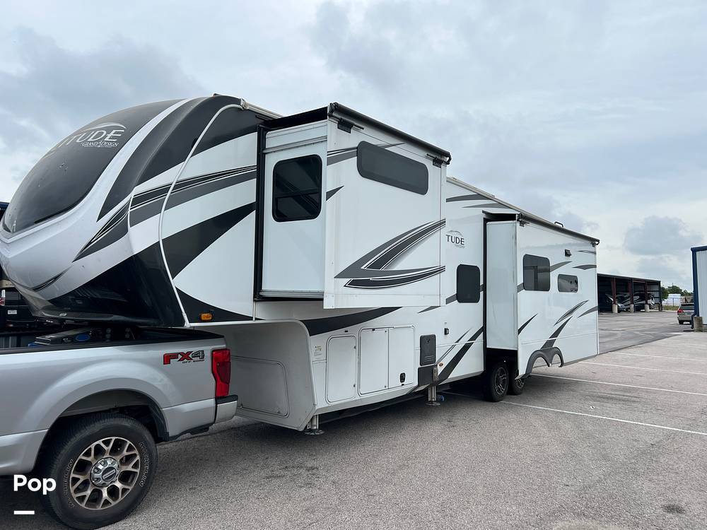 2023 Grand Design Solitude 345GK in leander TX