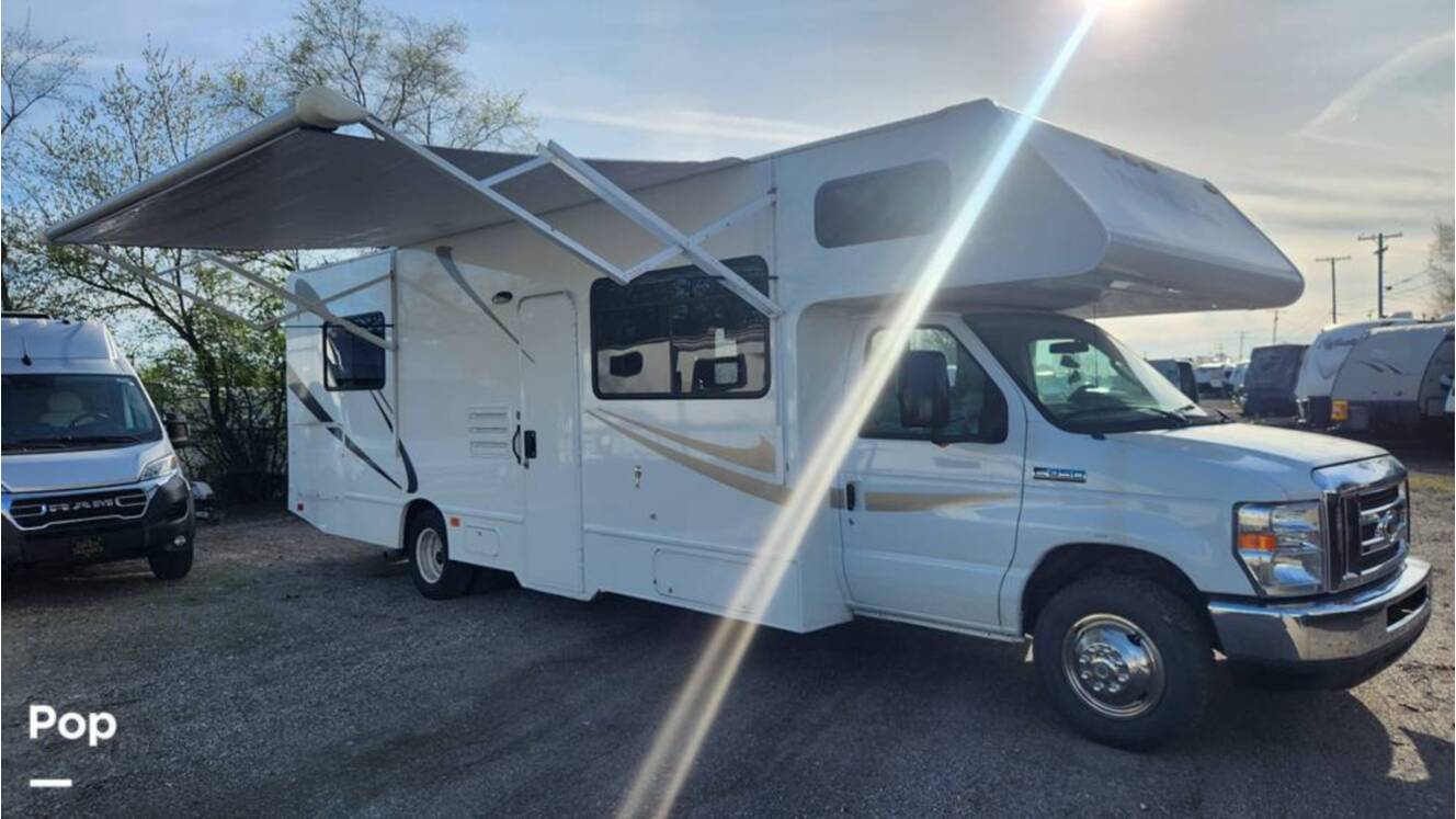 A photo of this 2019 Thor Motor Coach Majestic 28A