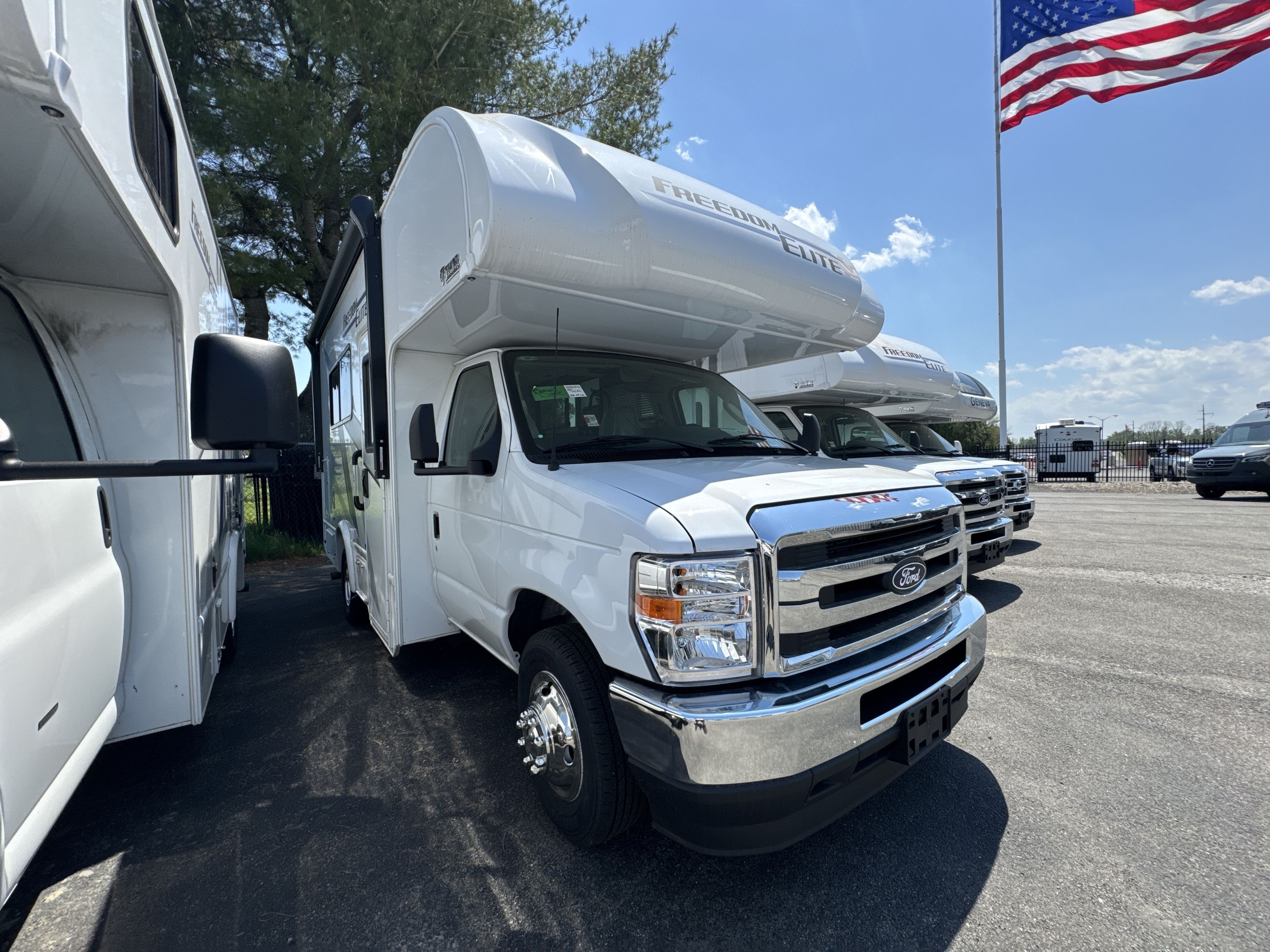Thor Motor Coach Freedom Elite 19HXF RVs for sale - RV Trader