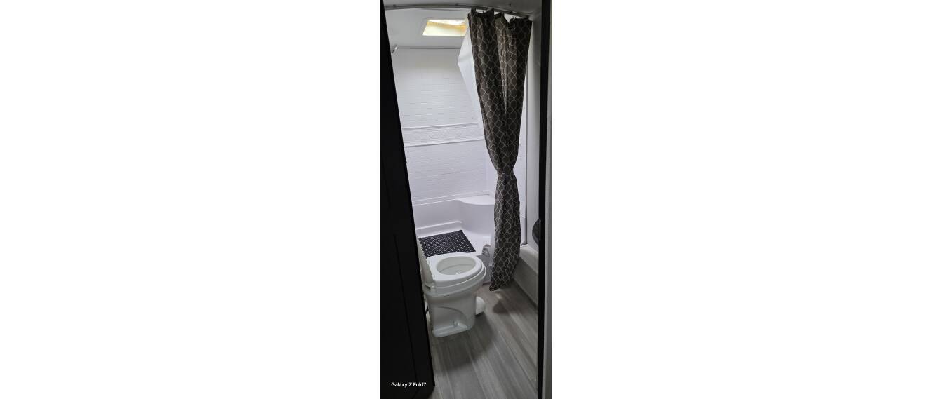 A photo of this 2022 Prime Time TRACER LE 260BHSLE