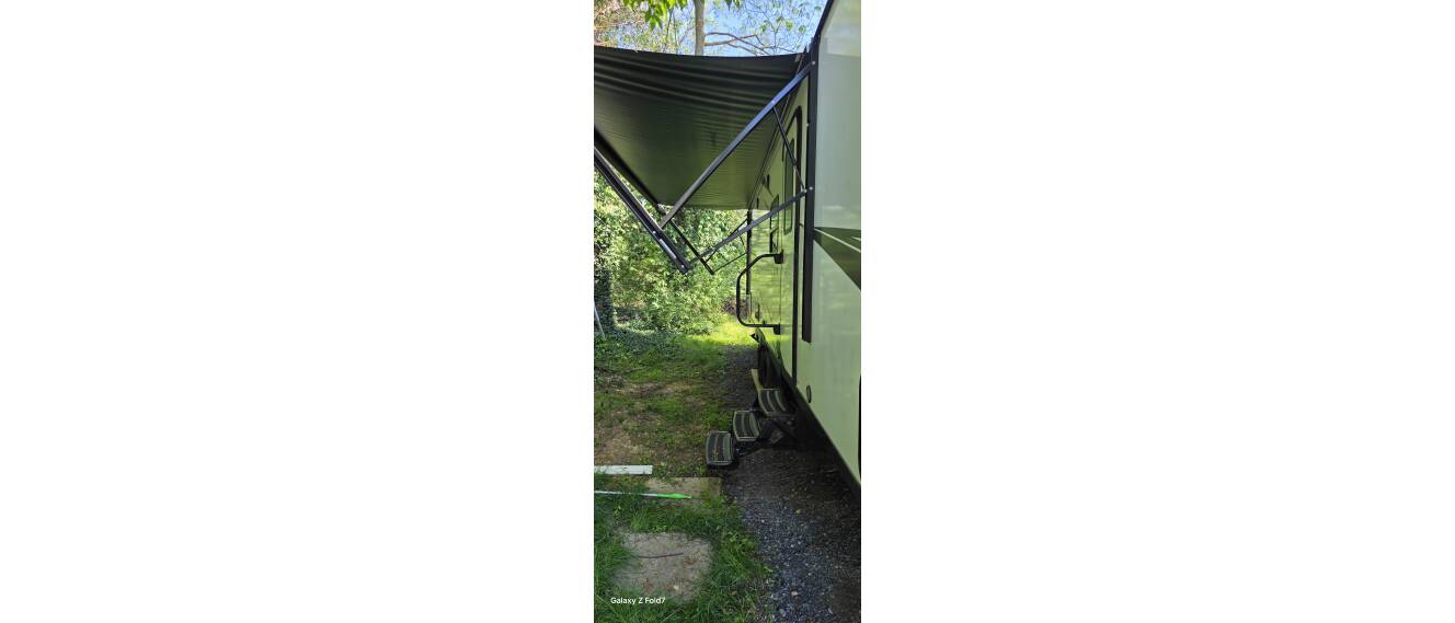 A photo of this 2022 Prime Time TRACER LE 260BHSLE