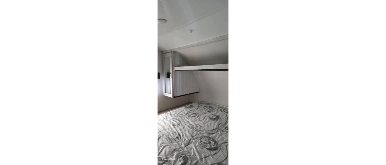 A photo of this 2022 Prime Time TRACER LE 260BHSLE