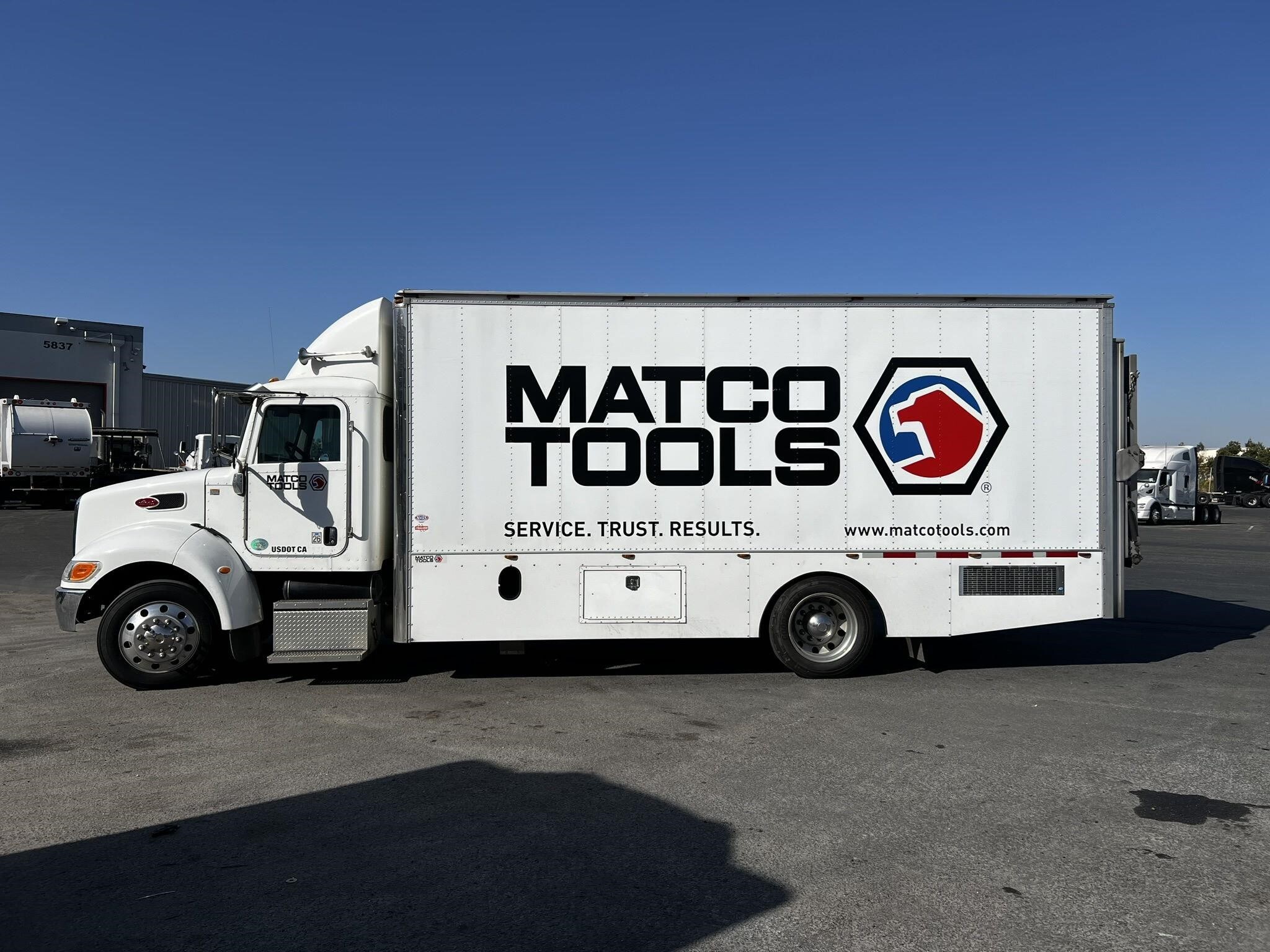 2017 PETERBILT 337 in Stockton, CA