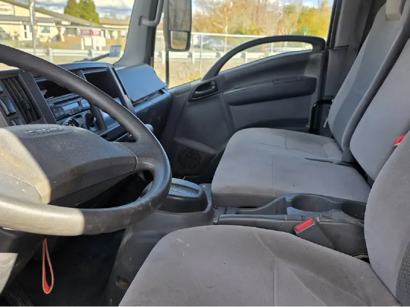 2017 ISUZU NPR HD