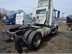 2016 VOLVO VNL300