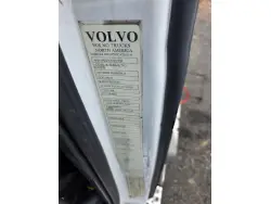 2016 VOLVO VNL300