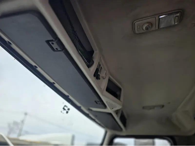2016 VOLVO VNL300
