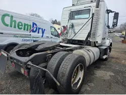 2016 VOLVO VNL300