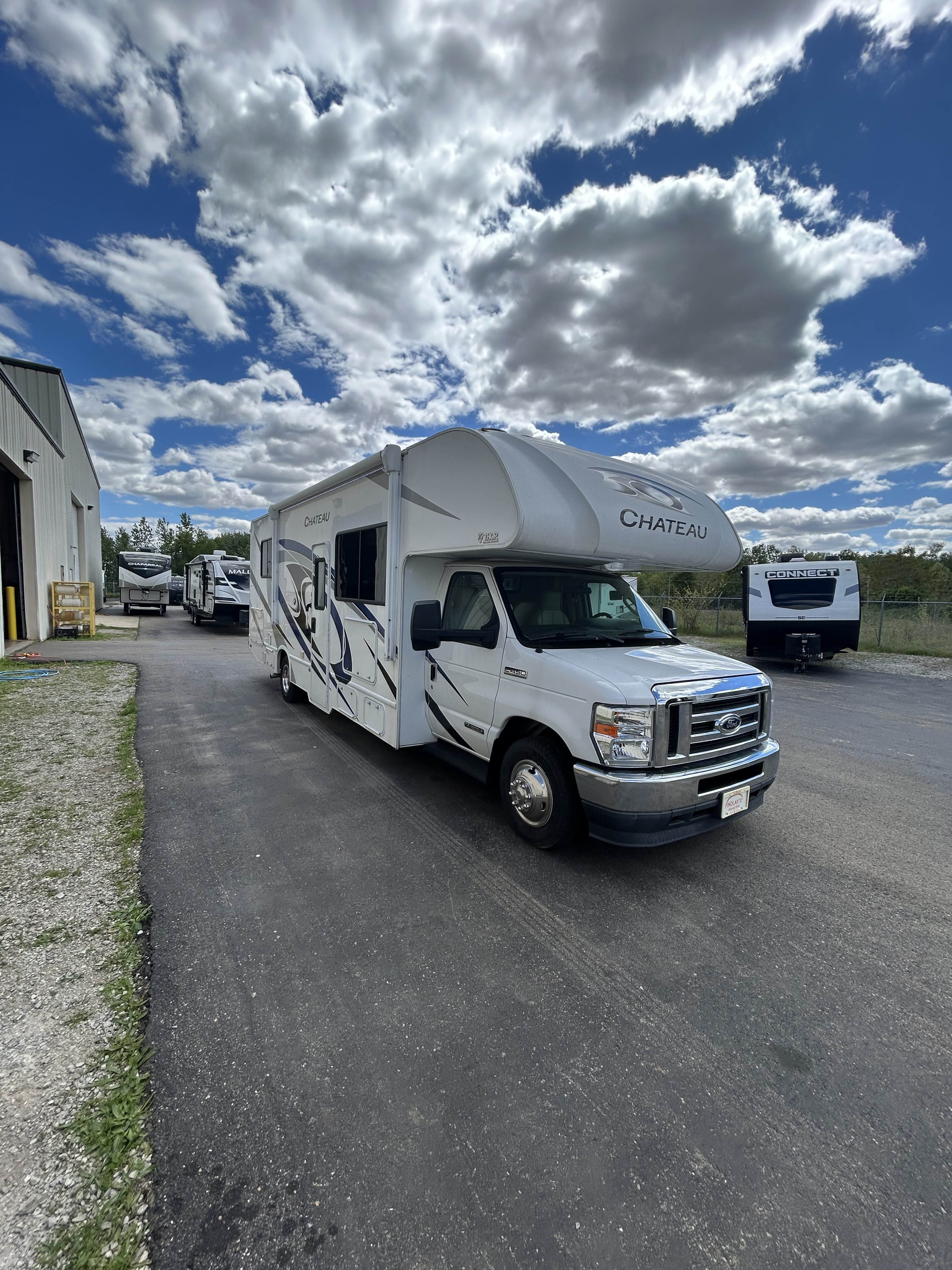 2022 Thor Motor Coach CHATEAU 28Z in piqua OH