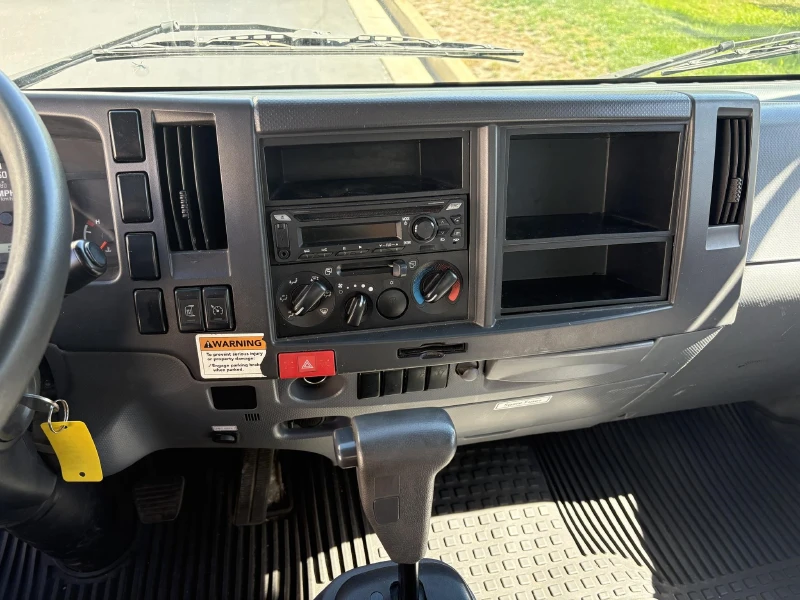2019 ISUZU NPR HD