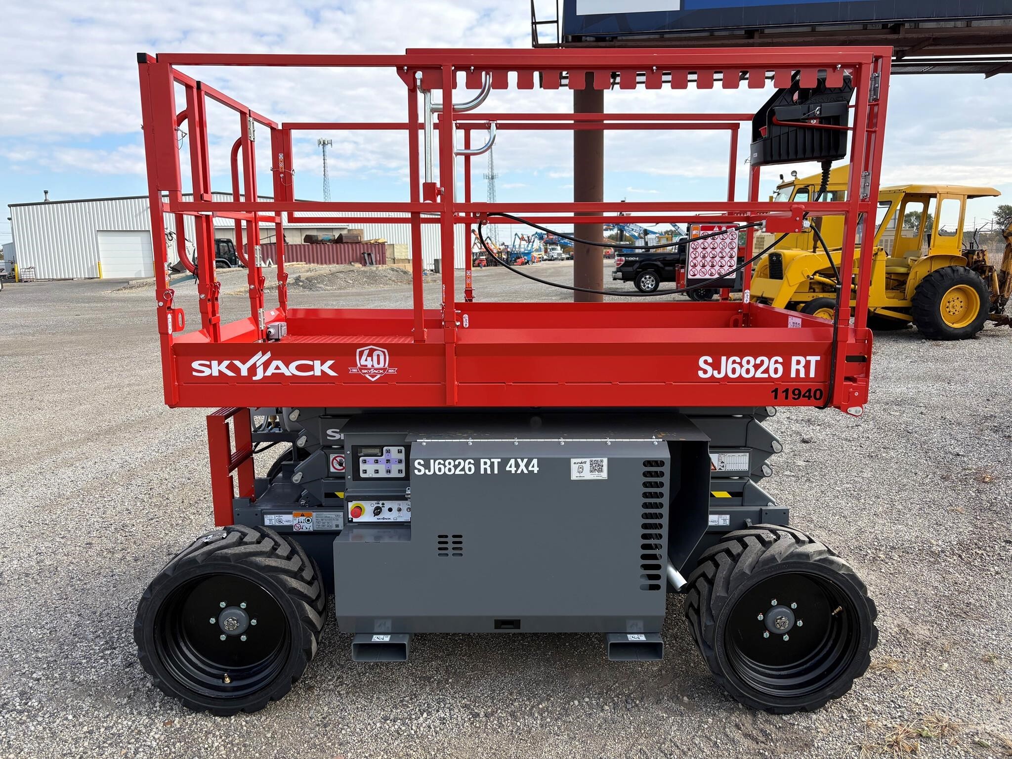SJP　12台 Skyjack SJ6826RT Equipment For Sale - Skyjack SJ6826RT Equipment