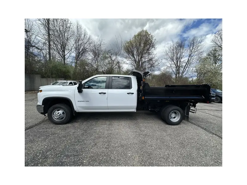 2026 CHEVROLET Silverado 3500HD