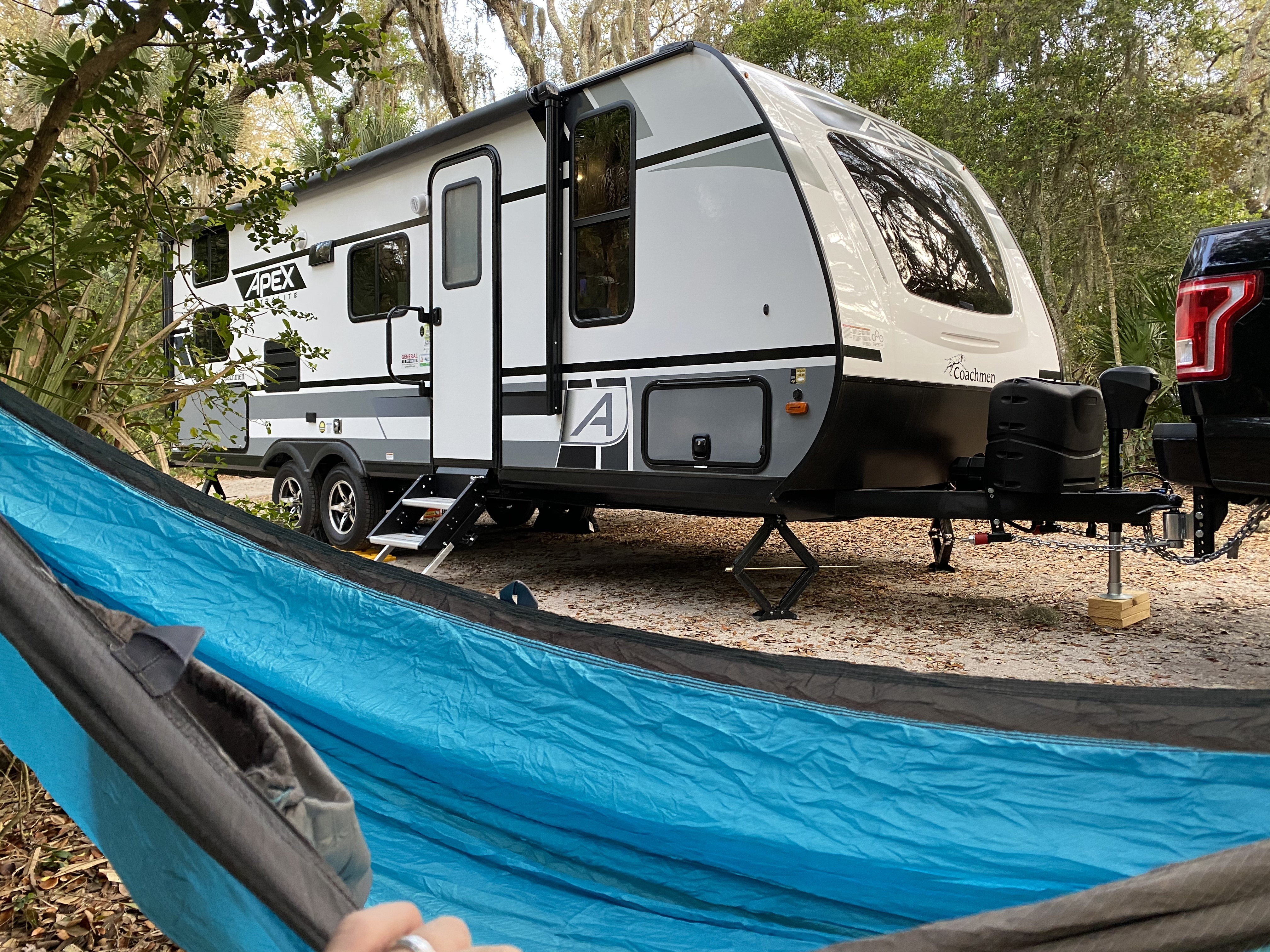2020 Coachmen APEX ULTRA-LITE 245BHS RV