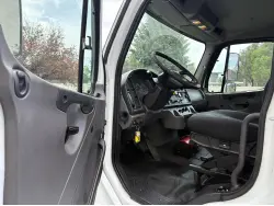 2016 FREIGHTLINER BUSINESS CLASS M2 106