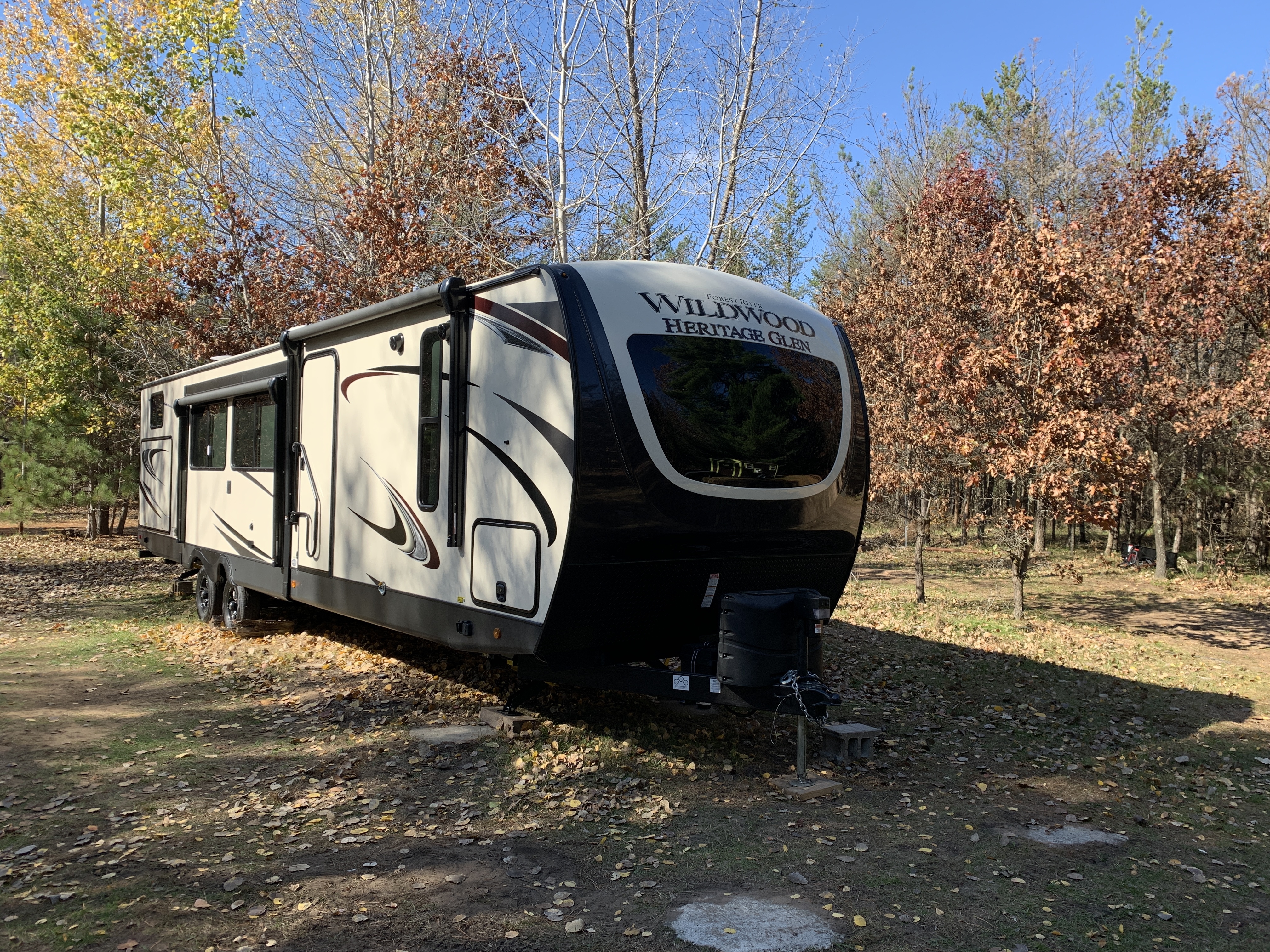 2021 Forest River WILDWOOD HERITAGE GLEN 310BHI RV