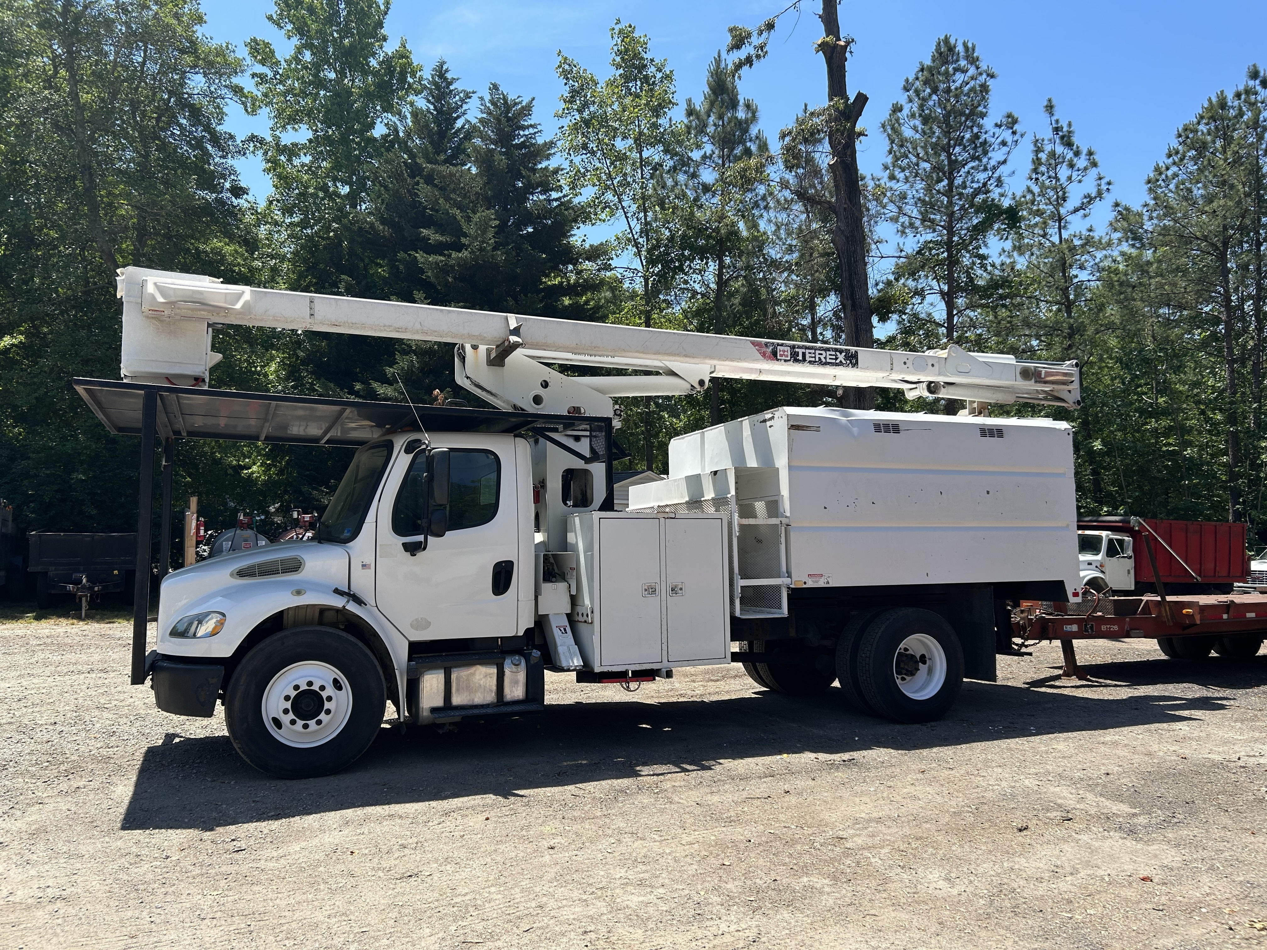2013 FREIGHTLINER Business Class M2 106 in Powhatan, VA