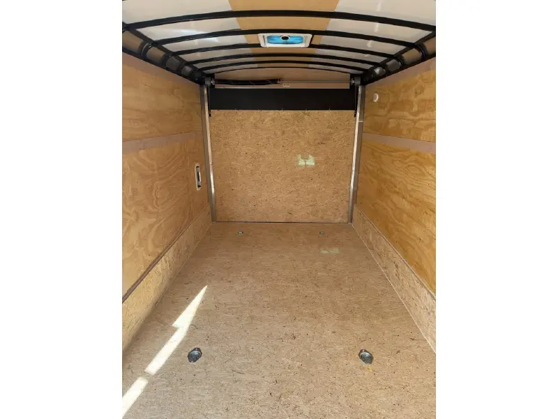 2027 HAUL ABOUT LPD7H16TA3