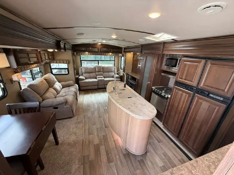 2017 DUTCHMEN DENALI 325RL