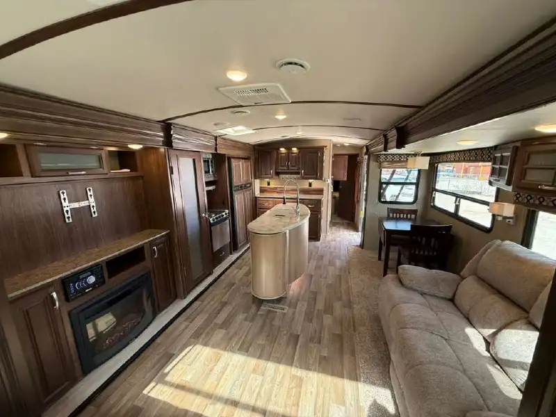 2017 DUTCHMEN DENALI 325RL