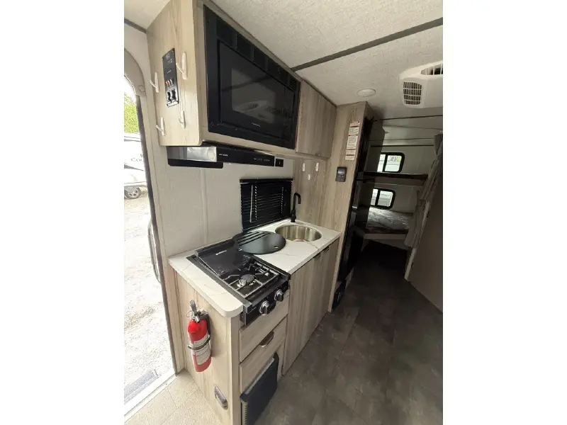 2025 FOREST RIVER SALEM FSX 178BHSK
