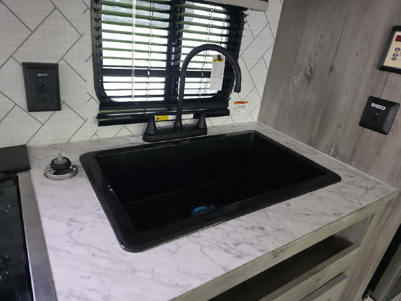 2026 SUNSET PARK RV SUN LITE 25DB LTD