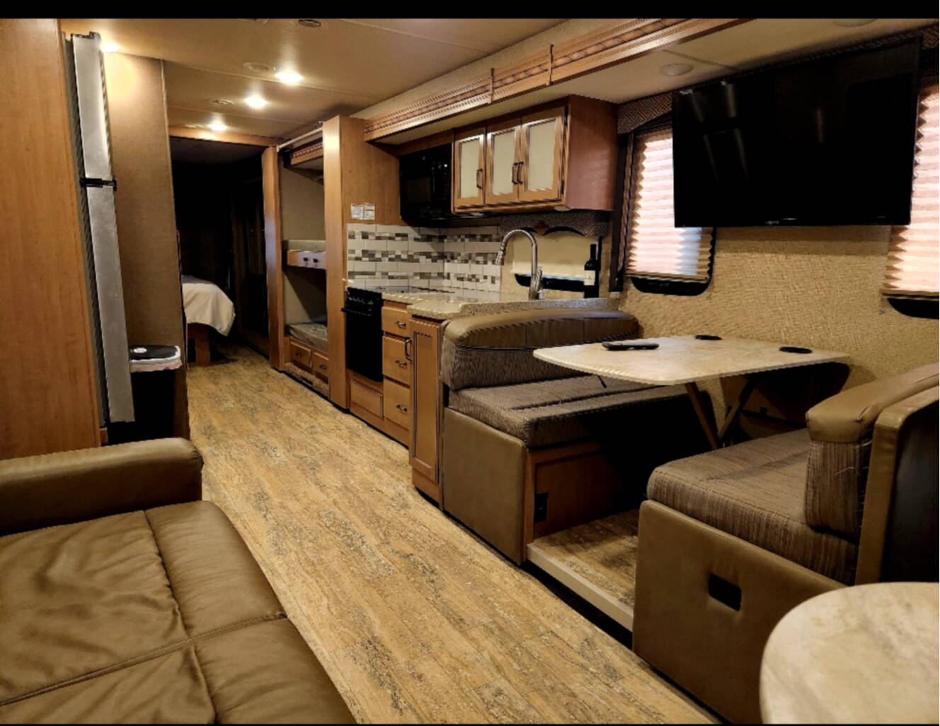 A photo of this 2018 Thor Motor Coach HURRICANE 34J