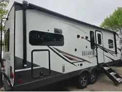 2022 FOREST RIVER ROCKWOOD ULTRA LITE 2613BS