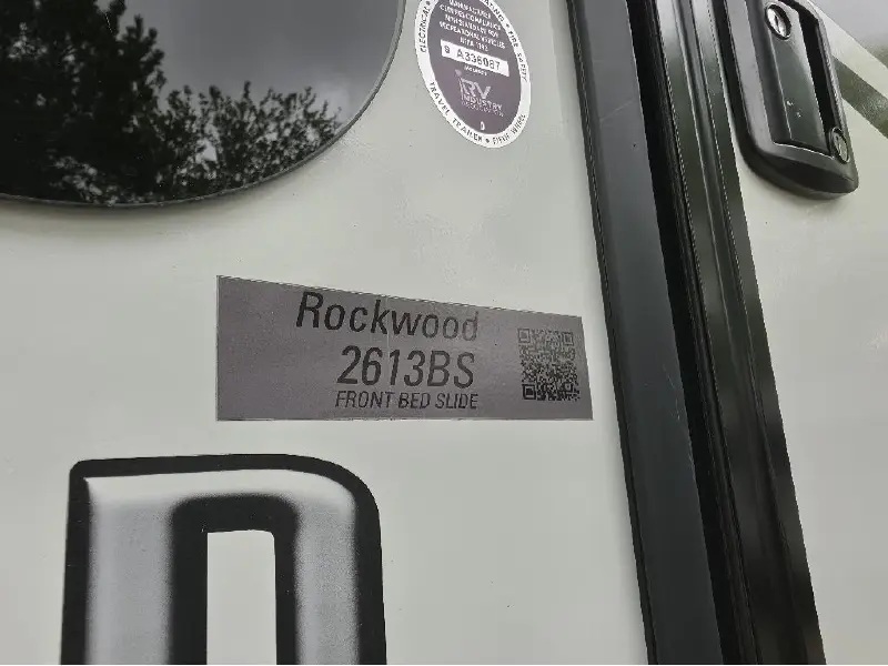 2022 FOREST RIVER ROCKWOOD ULTRA LITE 2613BS