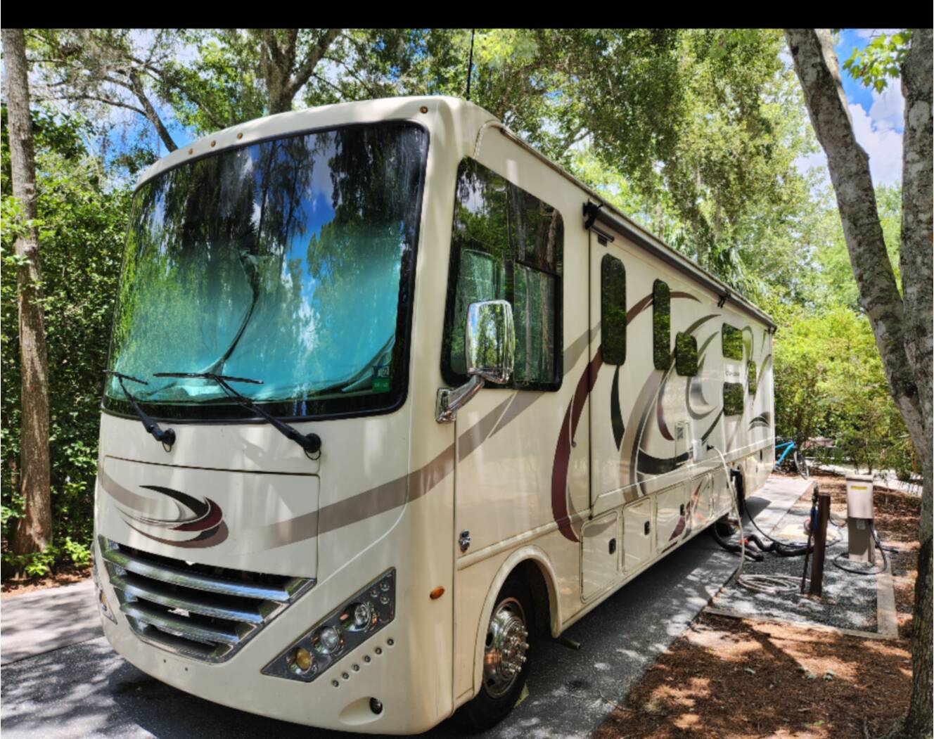 A photo of this 2018 Thor Motor Coach HURRICANE 34J