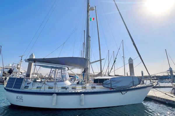 2001 Tayana VANCOUVER 42 in long beach CA
