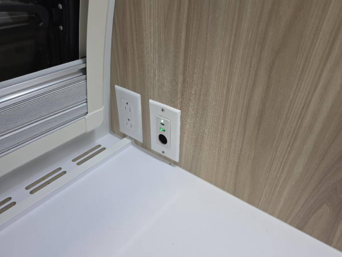 A photo of this 2026 Nucamp T@B 360 CS BD